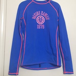 Dakine Hawaii top