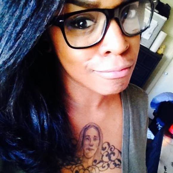 Meet your Posher, Shia - Picture 1 of 1