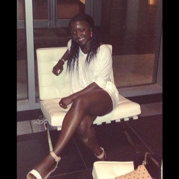 MEET YOUR POSHER! 👋🏾 - Picture 2 of 2