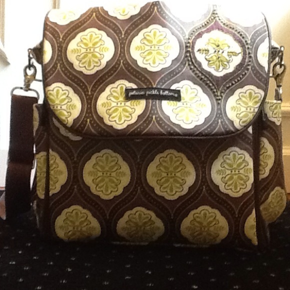 Petunia pickle bottom diaper bag