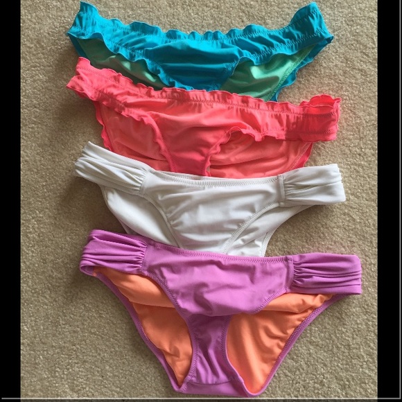 Victoria's Secret swimsuit bottoms small