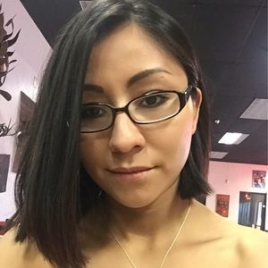 Meet your Posher, Deysi