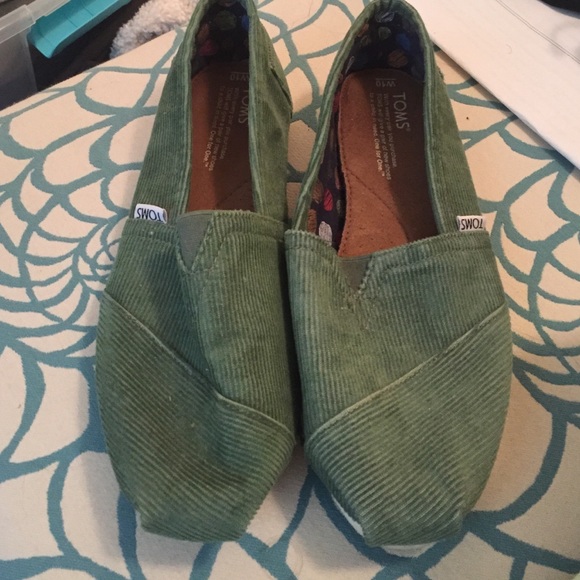 Green toms