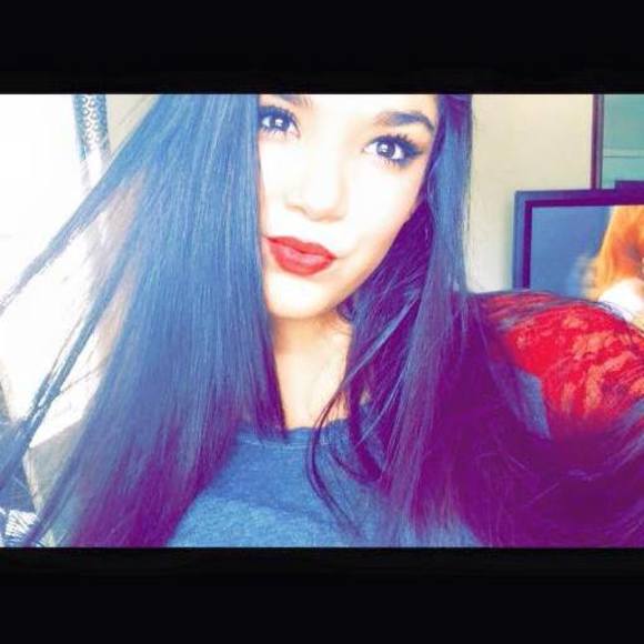 Meet your Posher, Kalysta - Picture 1 of 1