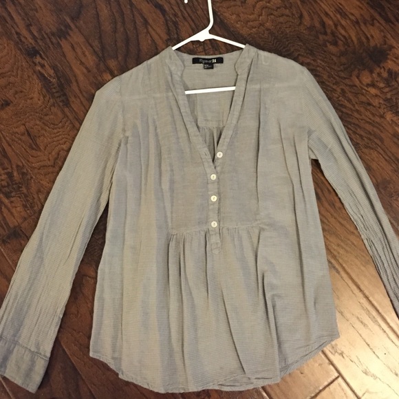 Forever 21 shirt
