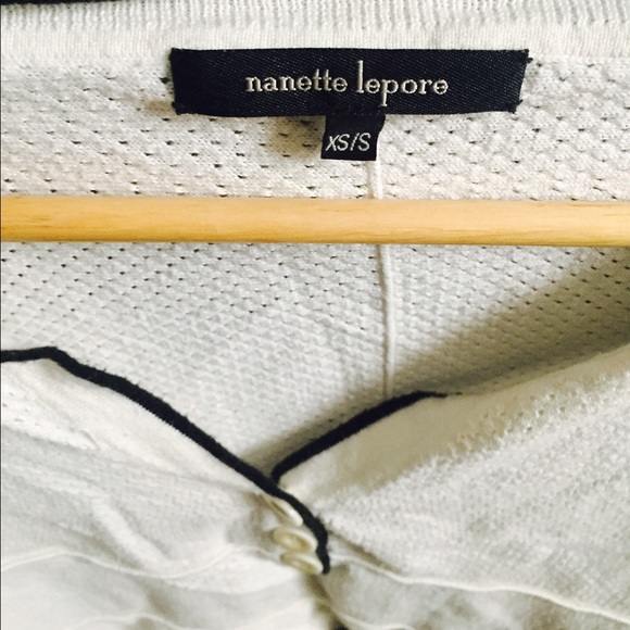 Nanette Lepore Batwing Cropped Top/Sweater - Picture 3 of 4