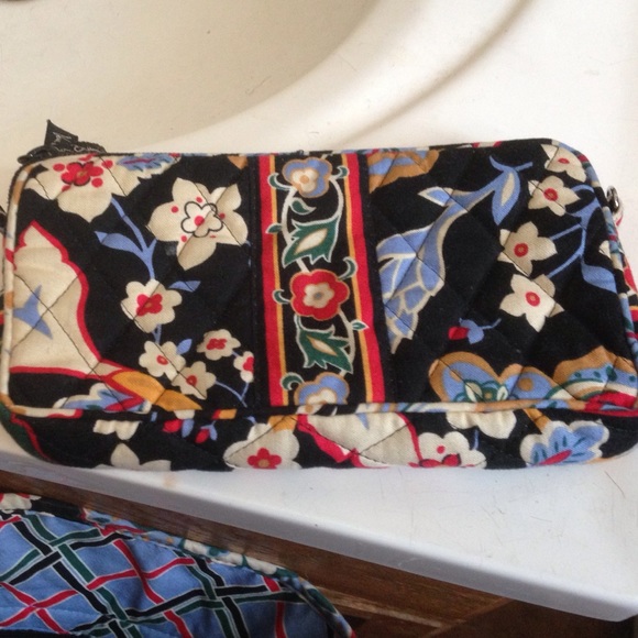 Vera Bradley wallet