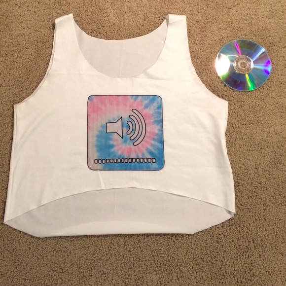 Tie Dye Volume Crop Top - Picture 2 of 3