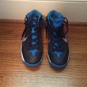 Nike kids basketball shoes