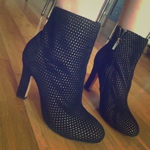 Dolce Vita Black Suede Zip Booties Women's 8.5 US