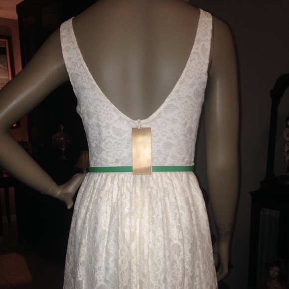 MYAN FRANCESCA'S COLLECTIONS LACE - Picture 3 of 4