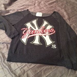 Yankees sweater