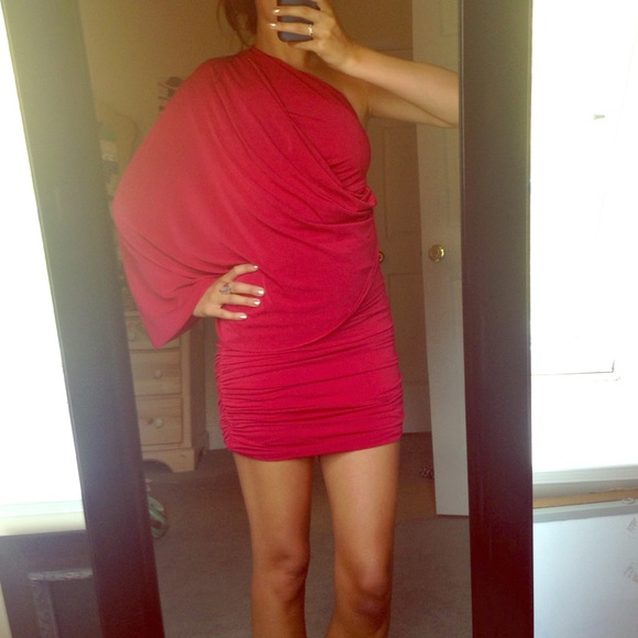🔴Just reduced! BCBG off the shoulder dress