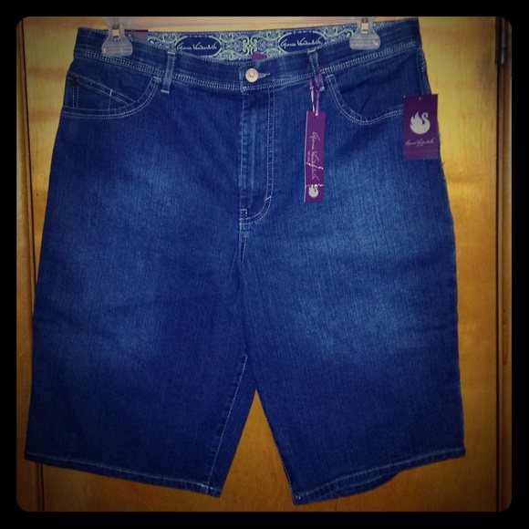 Bundle Gloria Vanderbilt Bermuda Shorts Stretch 14