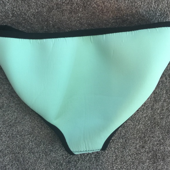 Xs neoprene bikini. NOT triangl brand. - Picture 2 of 4