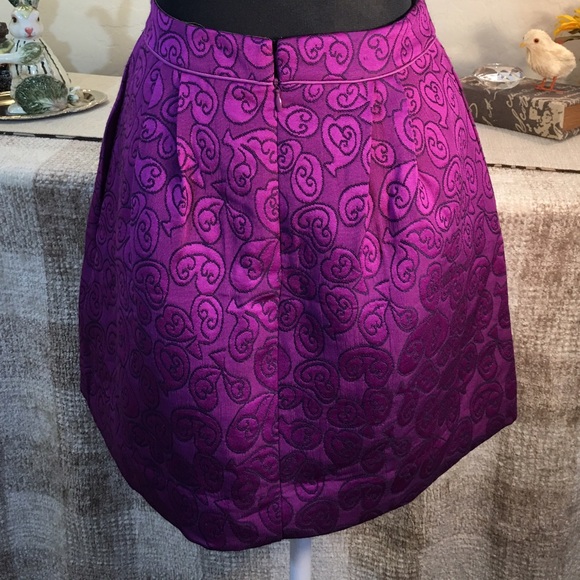 Anthropolgie 🌷Fun & Flirty Purple Print Skirt - Picture 3 of 4