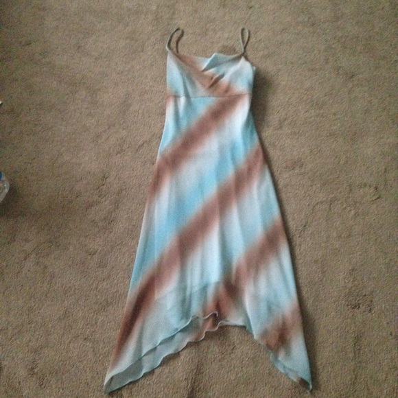 ⭐️Light Coloured Dress!⭐️ - Picture 2 of 3