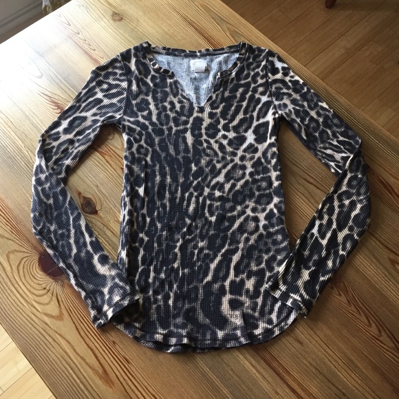 Lucky Brand Tops - Lucky Brand Leopard print thermal