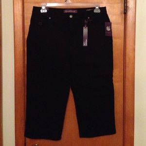 Gloria Vanderbilt Black Capri Pants Stretch 14