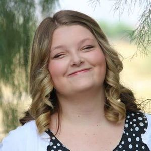 Meet your Posher, Kenzie