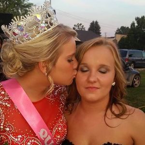 Meet your Posher, Savannah