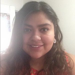 Meet your Posher, Daniella