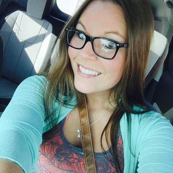 Meet your Posher, Amanda