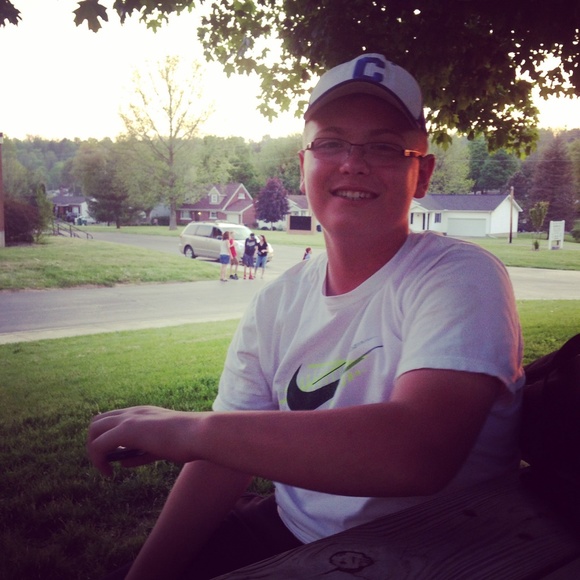 Meet your Posher, Nicole - Picture 1 of 1