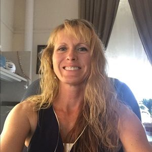 Meet your Posher, Christy