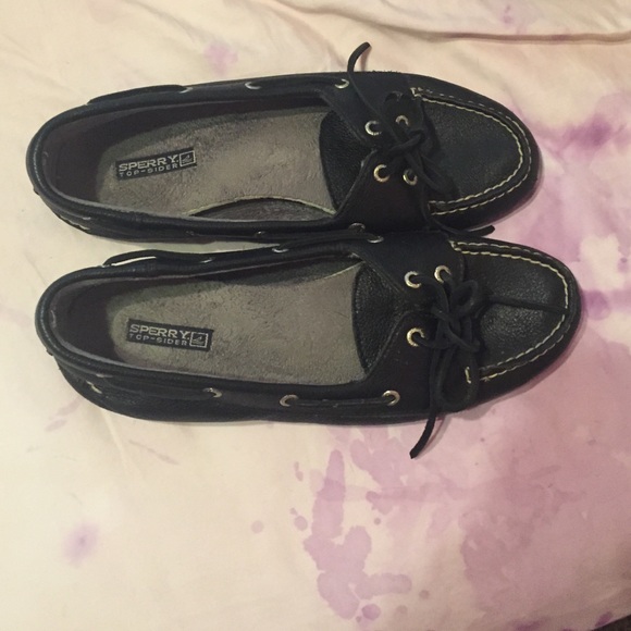 Black sperrys