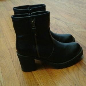 Cathy Jean booties
