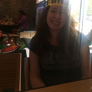 Meet your Posher, Shannon