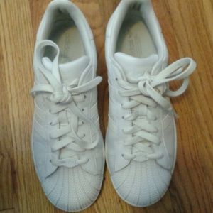 Adidas superstars ALL WHITE