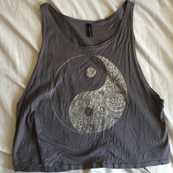 Full Tilt Short Yin Yang Top Size Medium