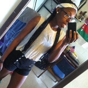 Meet your Posher, Jasmine