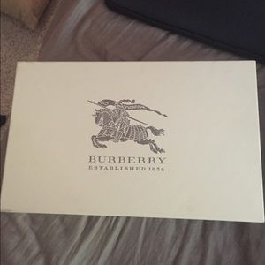 Burberry Shoebox