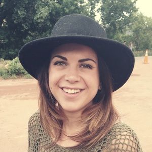 Meet your Posher, Katelyn