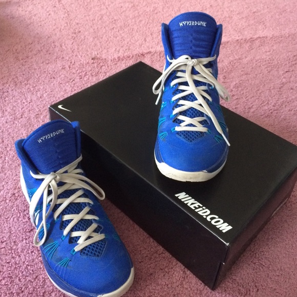 Nike Hyperdunk Basketball Sneakers
