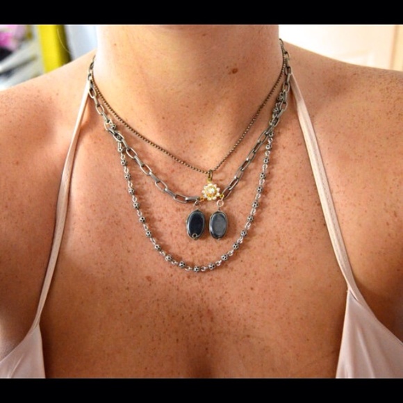 Sister stones necklace