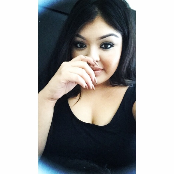 Meet your Posher, Alyssa