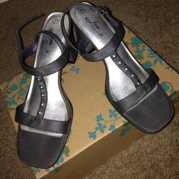 Silver Satin Lioni Heels with Diamond Accents - Picture 1 of 1