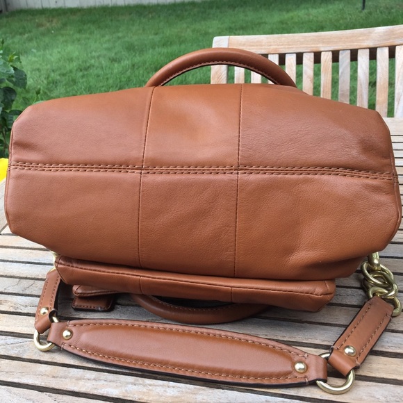 COACH 👜 KRISTIN handbag - Picture 4 of 4