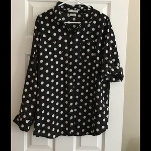 Van Heusen long sleeve button up.