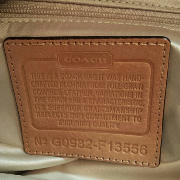 Medium Coach Bag - Picture 2 of 5