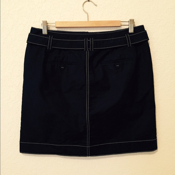 Navy blue Ann Taylor skirt - Picture 3 of 3