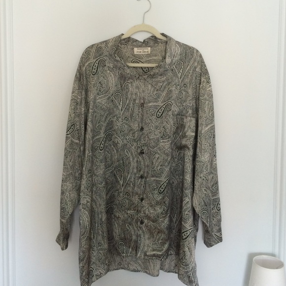 Silk black and white paisley button down