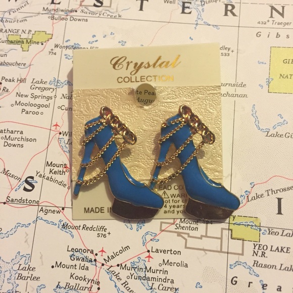Accessories - Platform Pump Statement Earrings