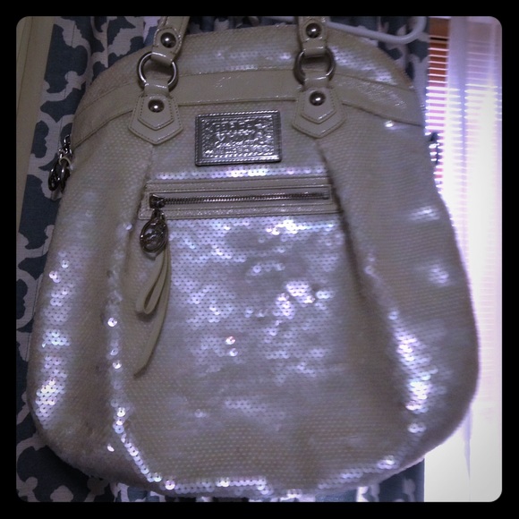 Coach shoulder bag