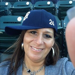 Meet your Posher, Norma