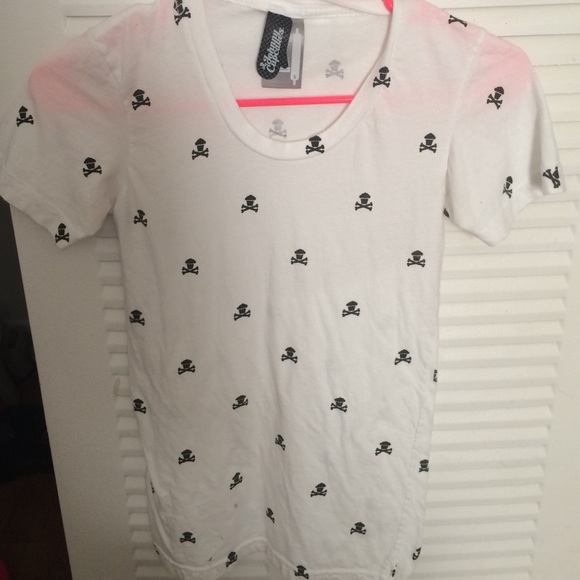 Johnny Cupcakes white cupcake and crossbones tee.